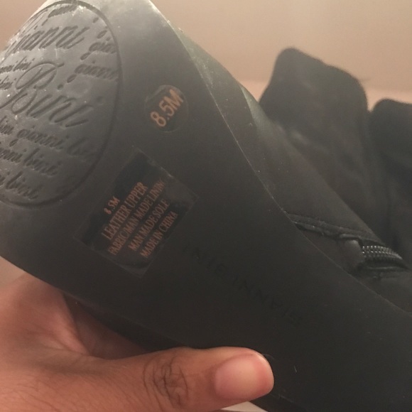 Gianni Bini Black Leather Heeled Boots - Picture 6 of 8